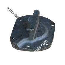 Крышка 151.37.319-1Б подвода масла раздаточной коробки Т-151,Т-156