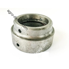 Стакан 151.37.211 подшипника верхний старого образца коробки трактора Т-151