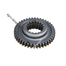 Шестерня 151.37.235-5 вторичного вала коробки передач трактора Т-151
