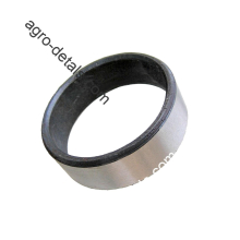 Втулка 151.30.164 внутренняя малая оси вертикального шарнира трактора Т-151