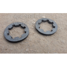 Кольцо СШ20.31.209-1А уплотнительное верхнее передней полуоси моста трактора Т 16,СШ 2540