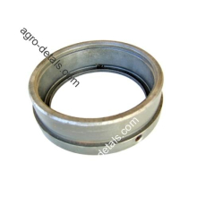 Стакан 85.37.215 подшипника 2311КМ первичного вала 85.37.011 коробки передач трактора ДТ 75