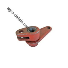 Рычаг 77.38.033 правый остановочного тормоза крепления планетарного механизма трактора ДТ 75