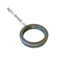 Корпус уплотнения 77.37.148-1 муфтами первичного вала трактора ДТ-75