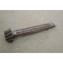 Вал вторичный 74.37.404-4 коробки передач трактора Т74,Т74С1,Т74С2