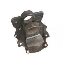 Кронштейн Т40А-2305021 поворотный крепления бортового редуктора переднего моста трактора Т 40 