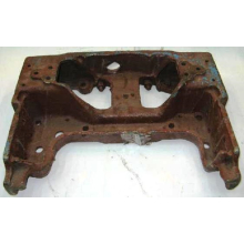 Брус Т40S-2801001-В со шпильками рамы передний крепления переднего моста трактора Т 40